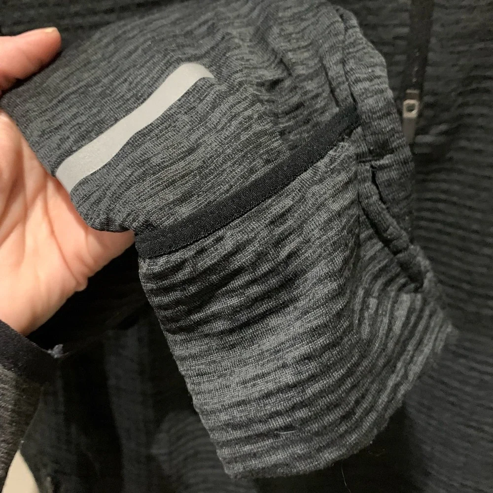 Nike Dry-Fit Running Shirt - Picture 5 of 12